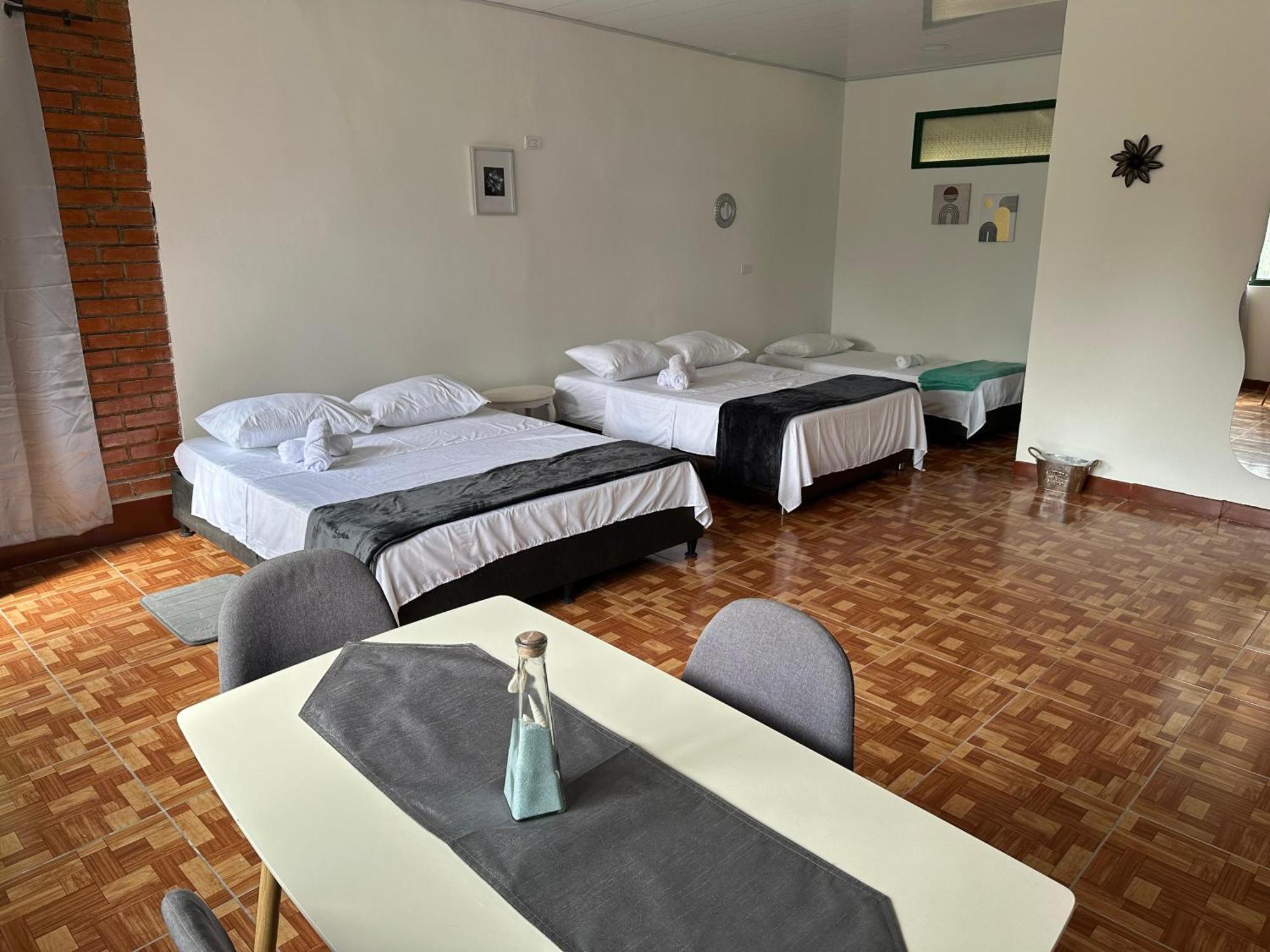 Hospedaje Rancho Guadalupe La Suiza Esterno foto
